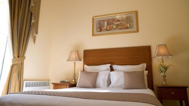 Charsfield 4*