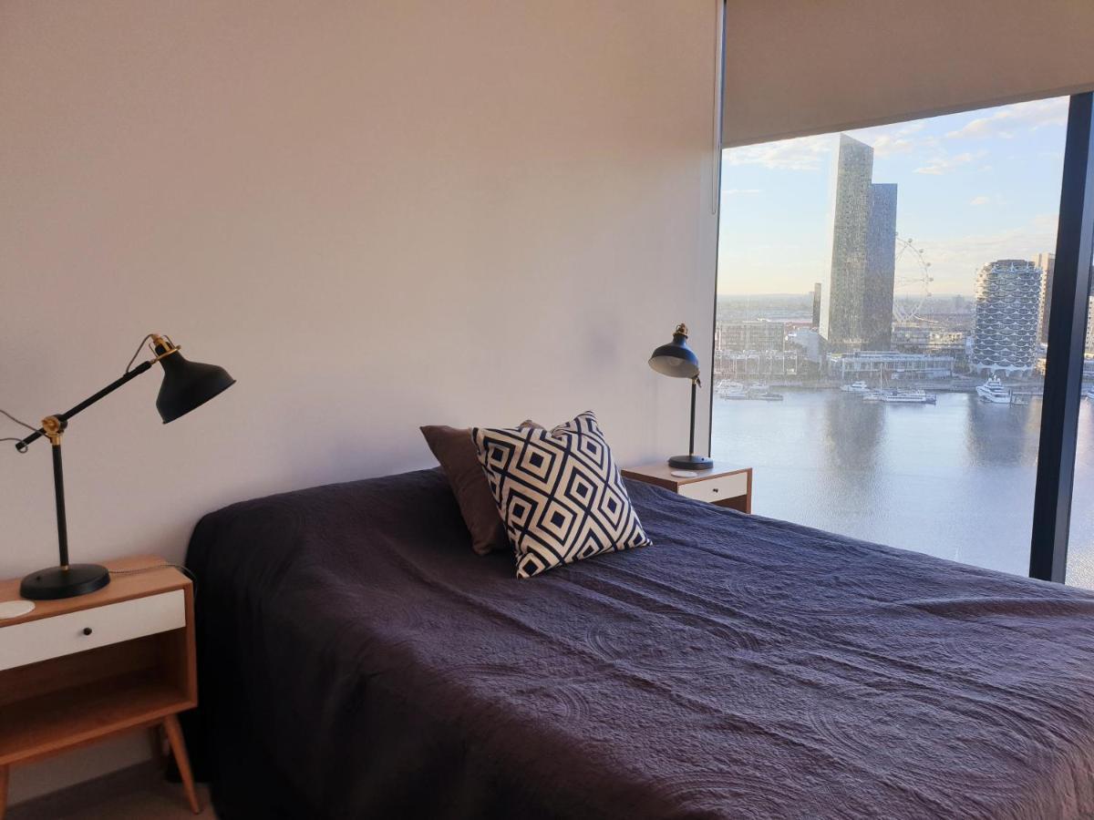 Orange At Collins Wharf Aparthotel 4*