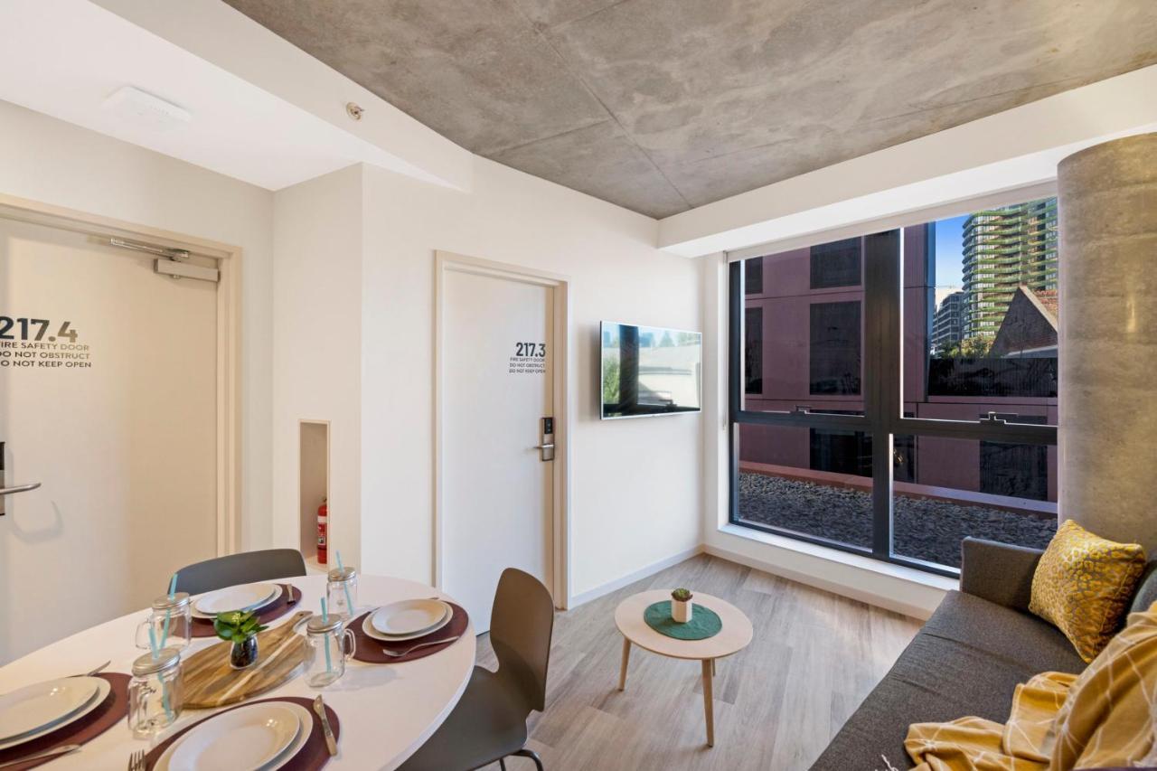Apartment Scape Atira Peel, *