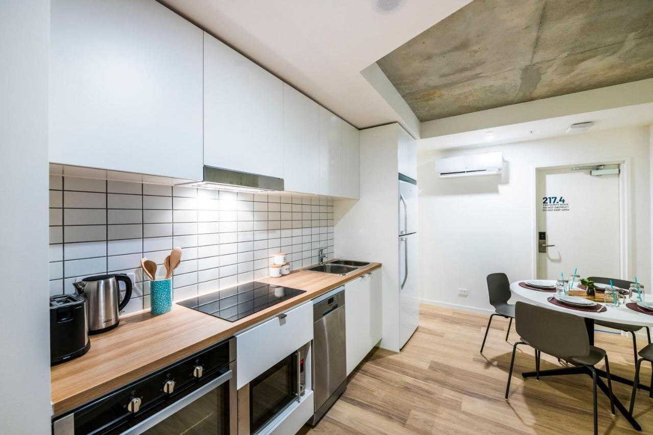 Scape Atira Peel,