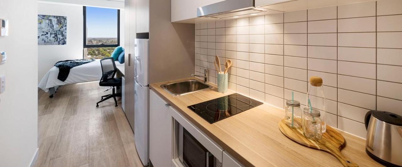 Scape Atira Peel,