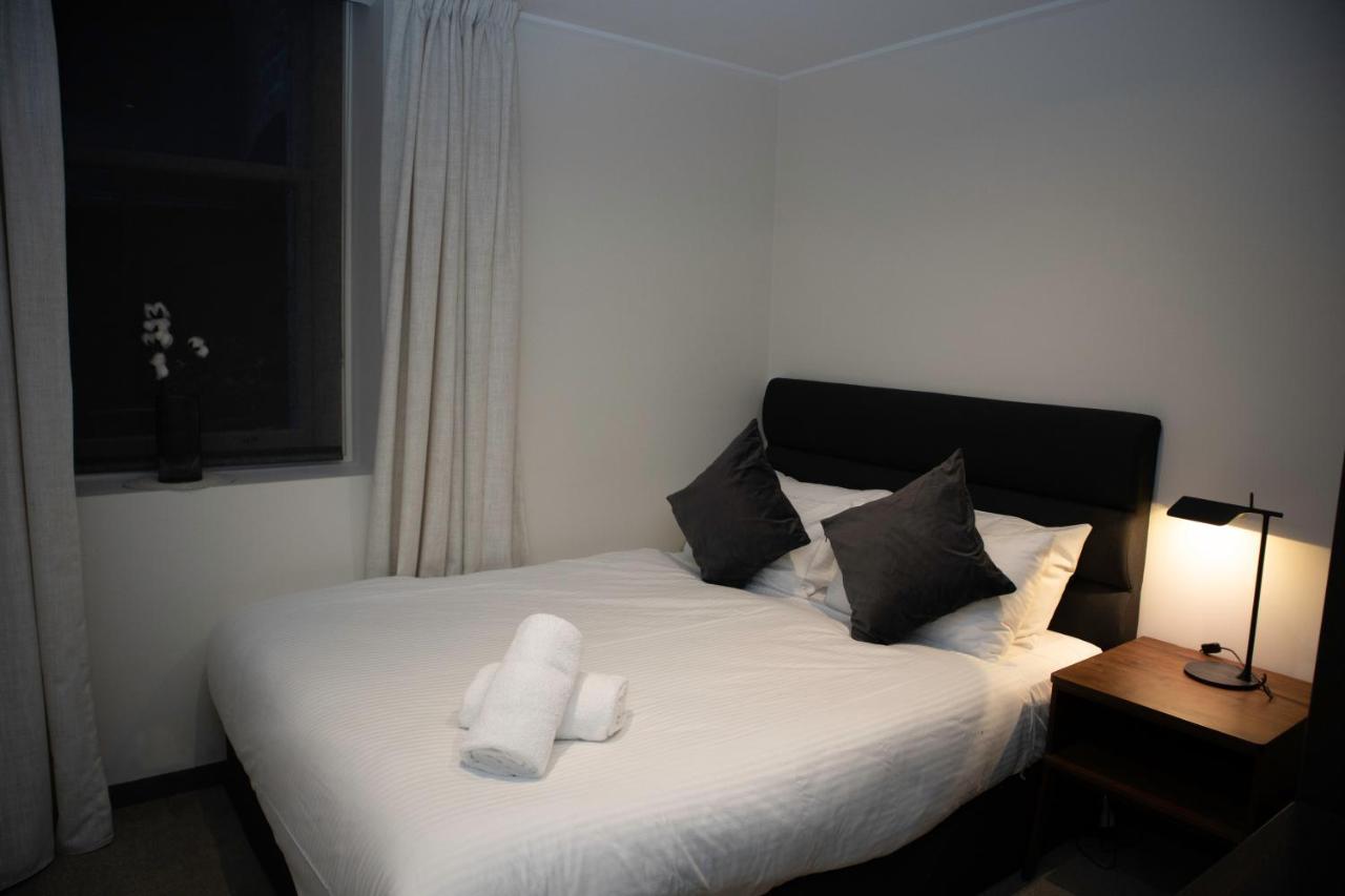 Gordon Place 35 * Melbourne