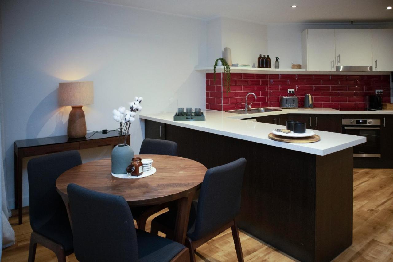 Apartment Gordon Place 35 Melbourne