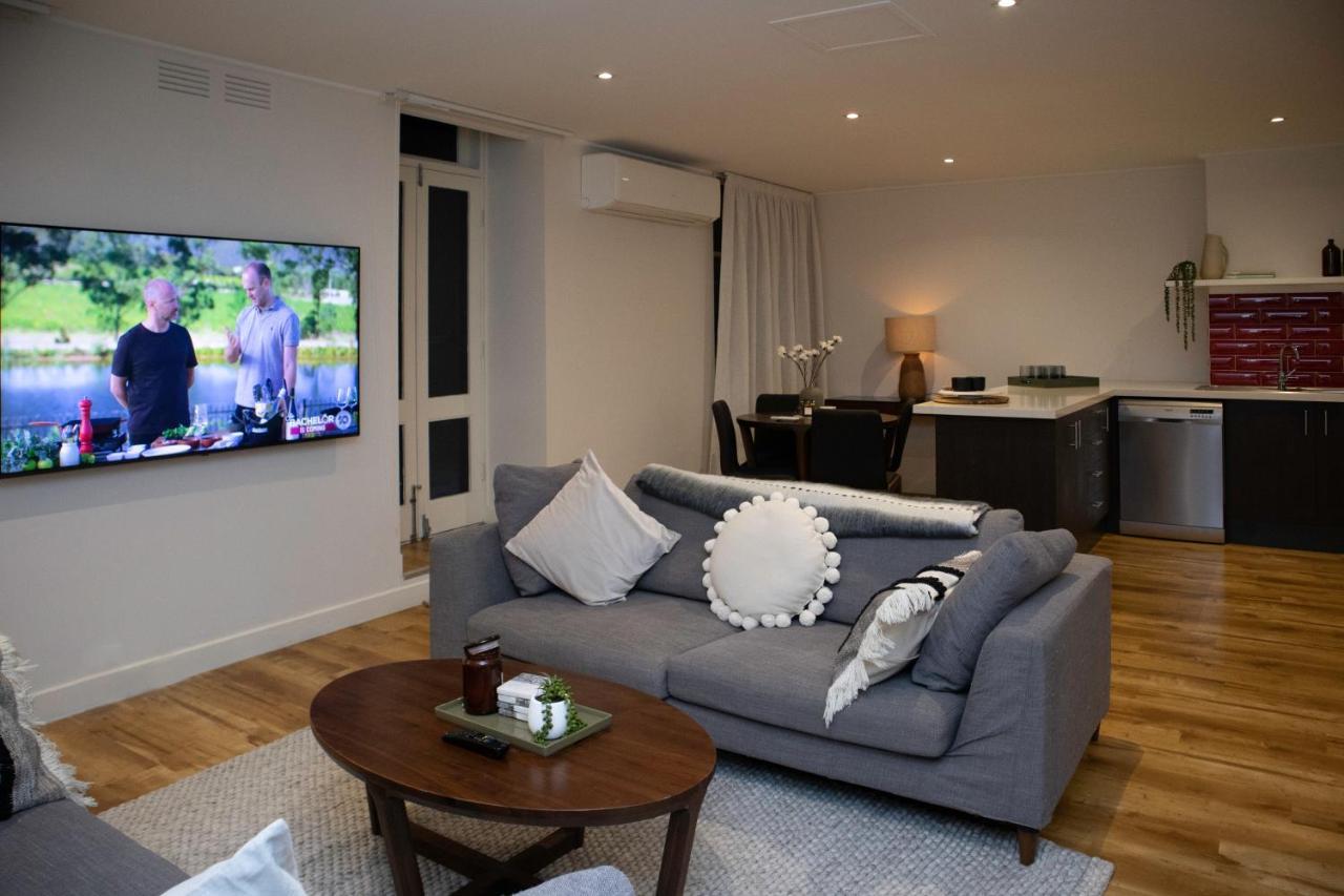 Apartment Gordon Place 35 Melbourne
