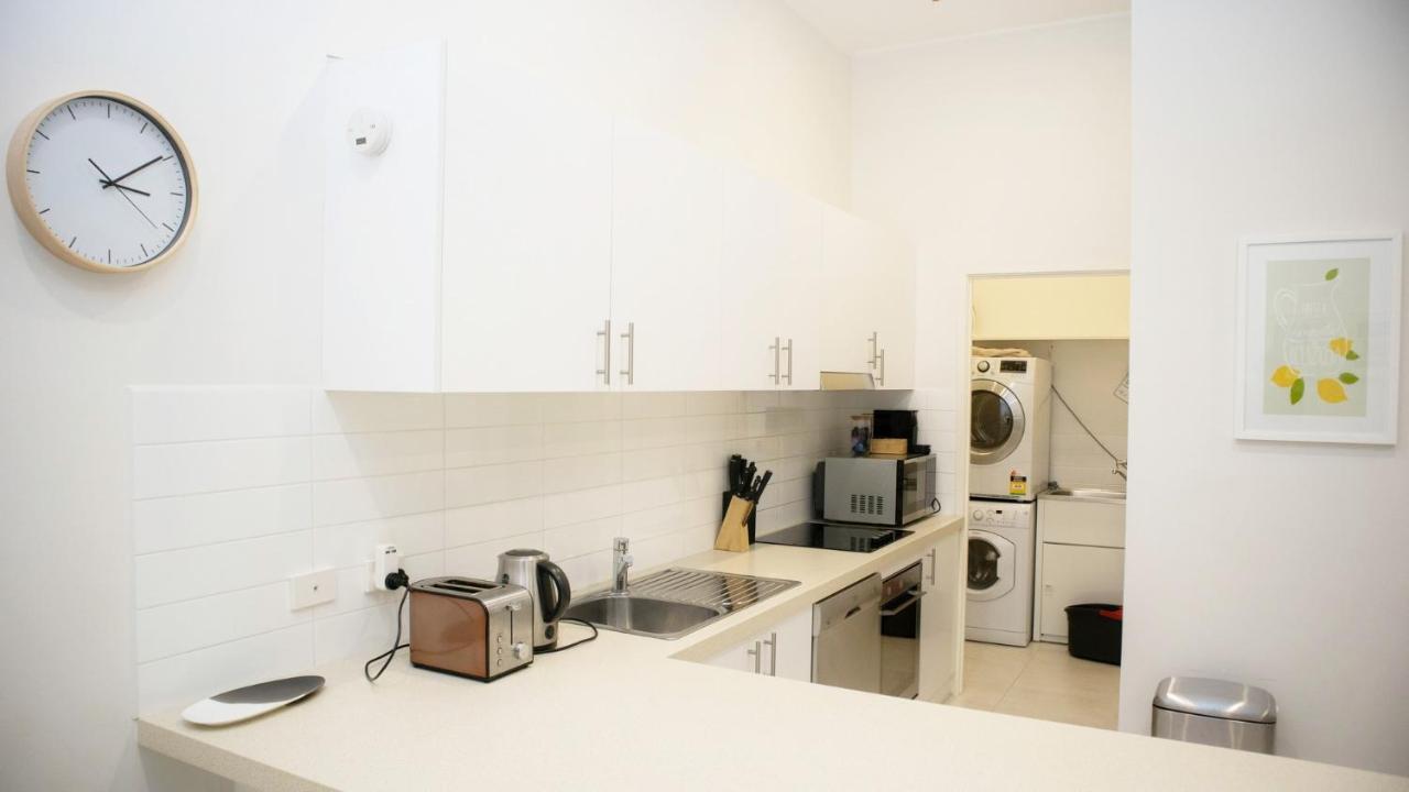 Gordon Place 51 * Melbourne