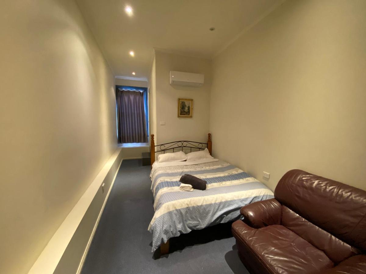 Malvern Backpackers Guest house Melbourne