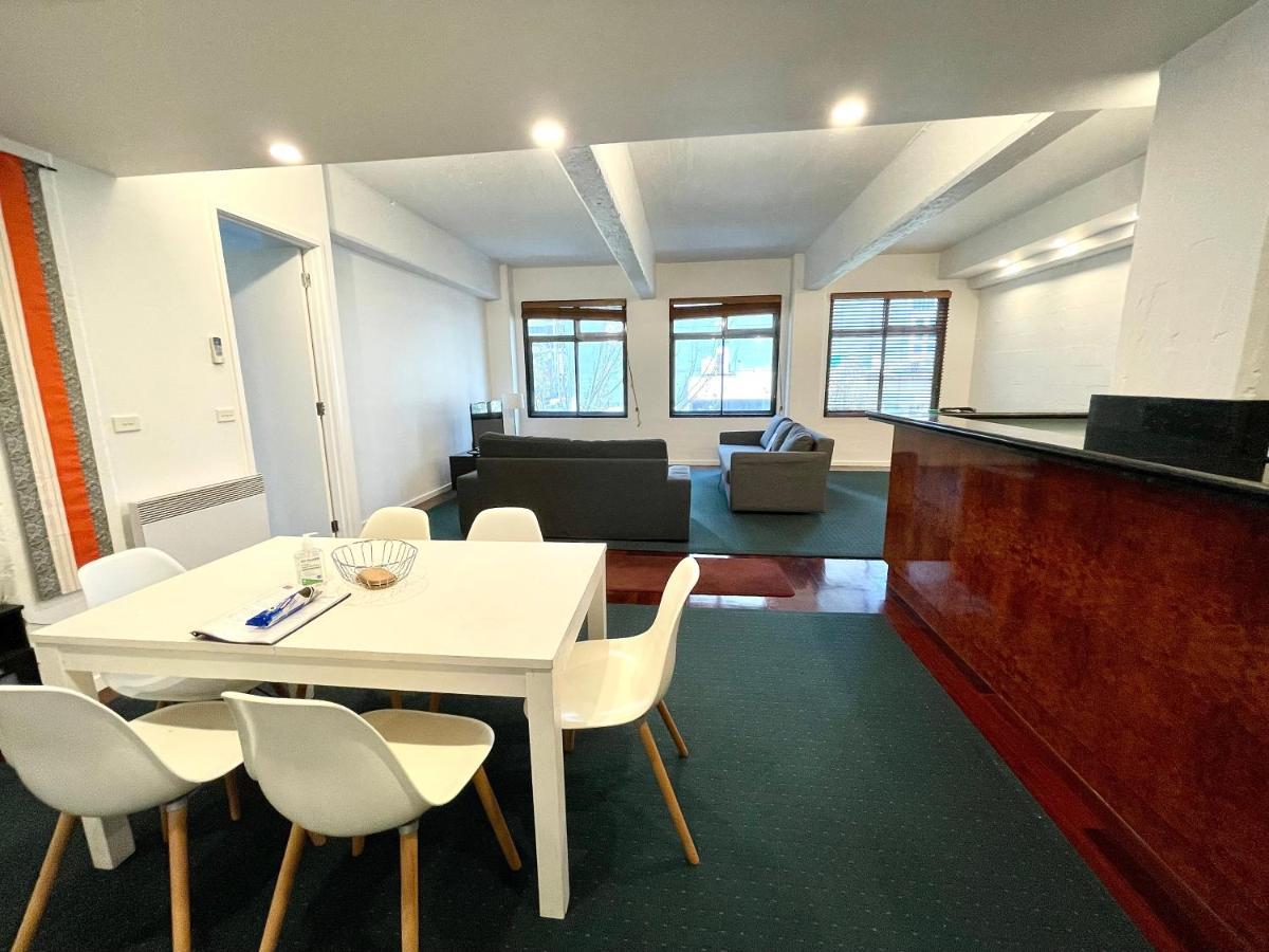 Apartment Readyset On King