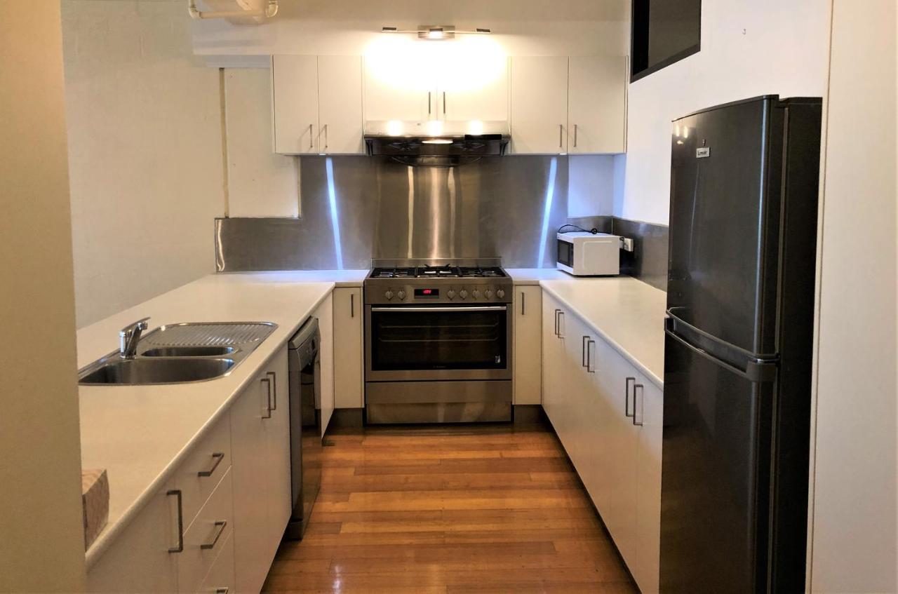 Apartment Readyset On King *