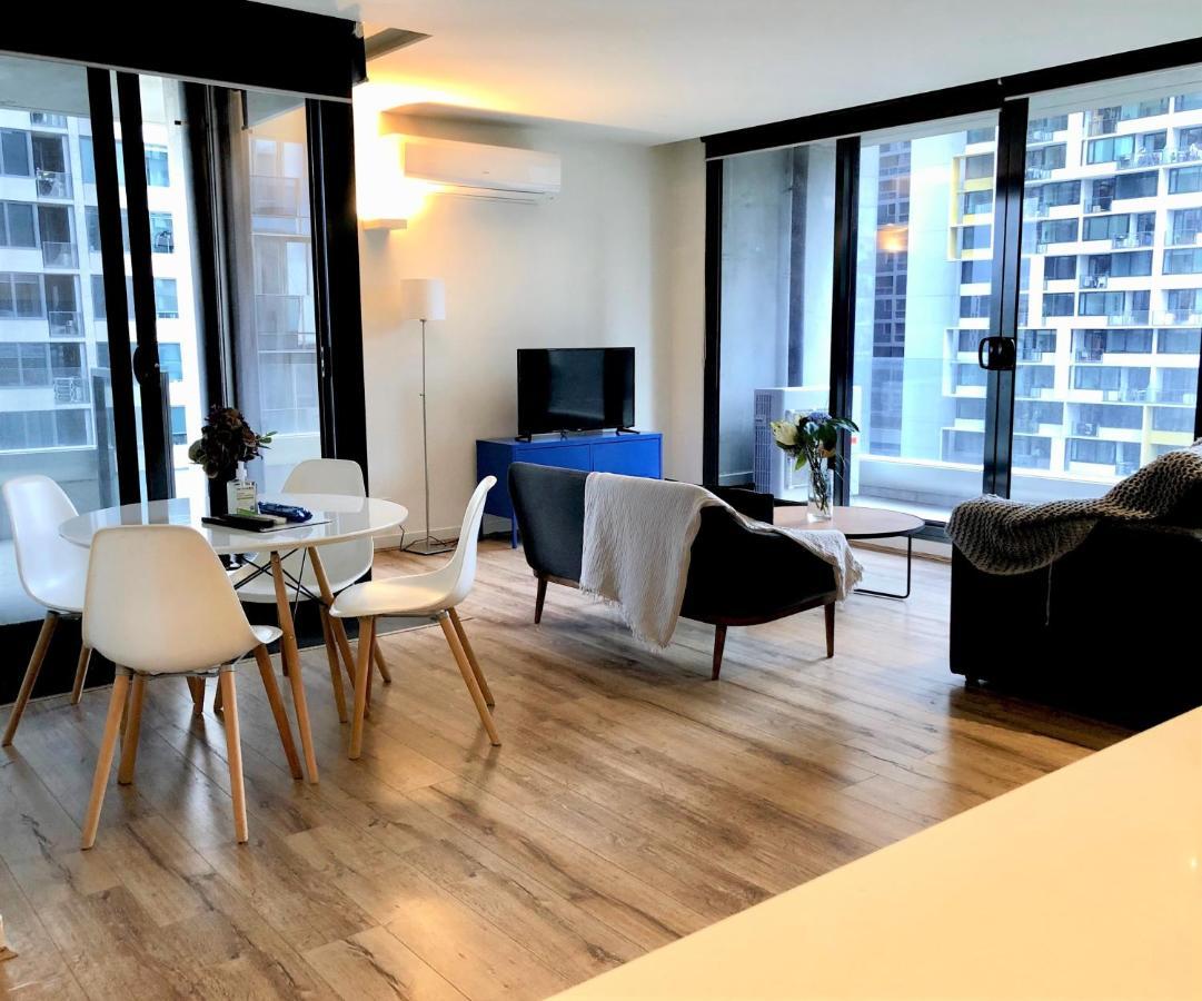 Readyset On Spencer Apartment