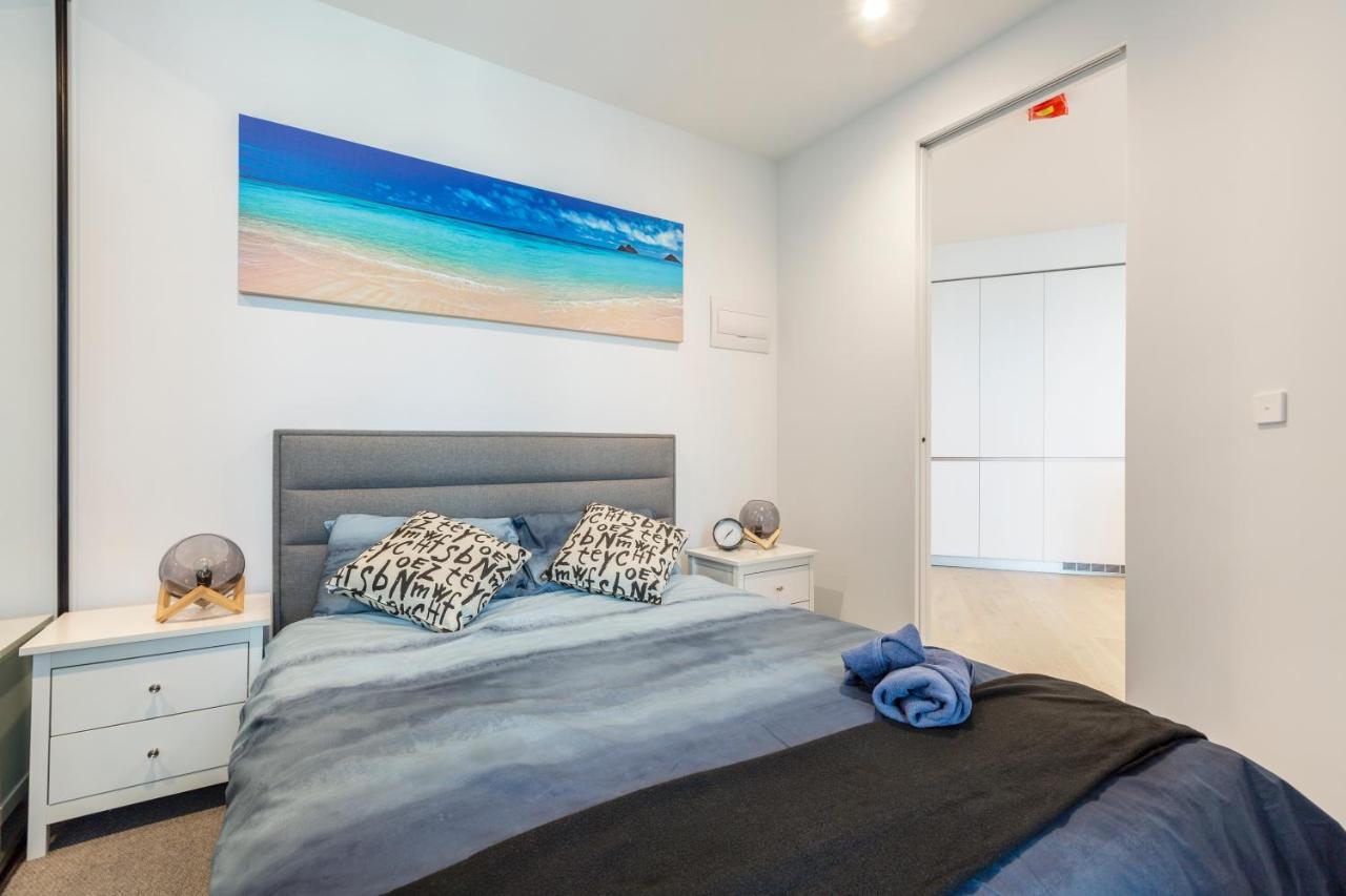 Kula Cbd La Trobe Apartment