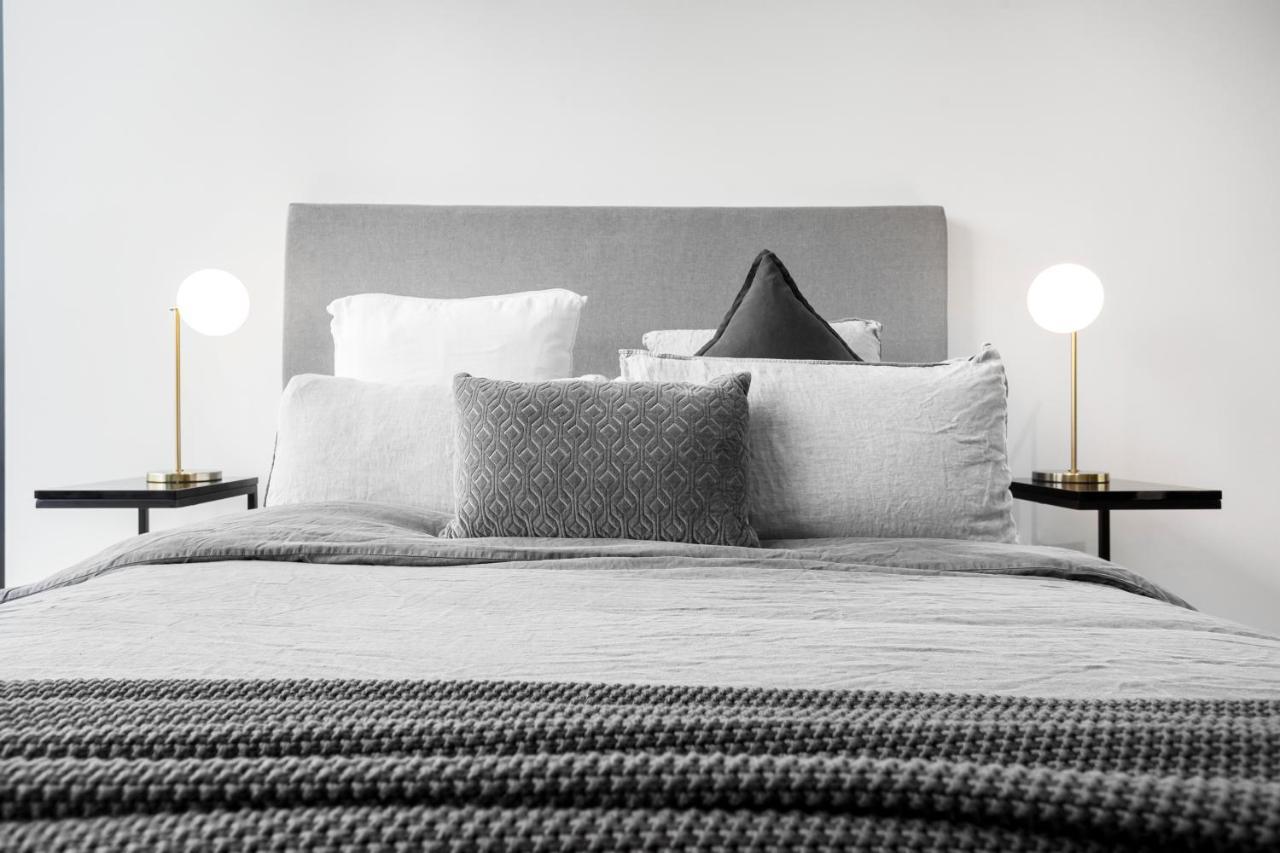 Luxuria - Collins House * Melbourne