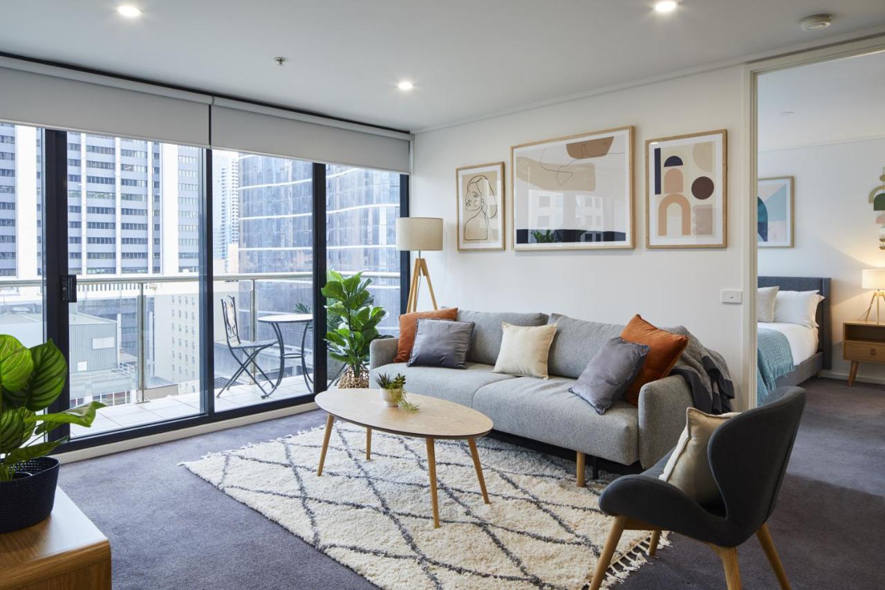2 Bdrm 2 Bthrm With Parking In Cbd * Melbourne