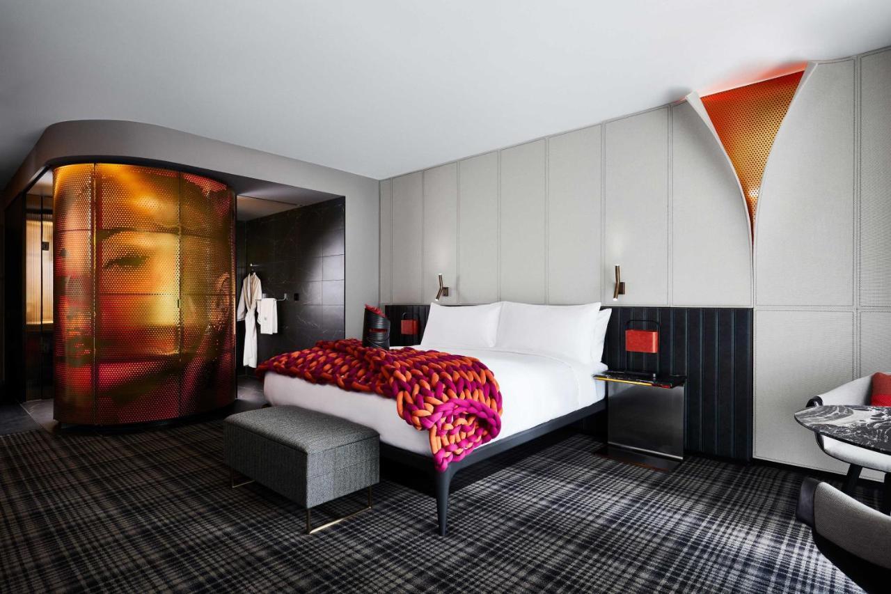 W 5* Melbourne