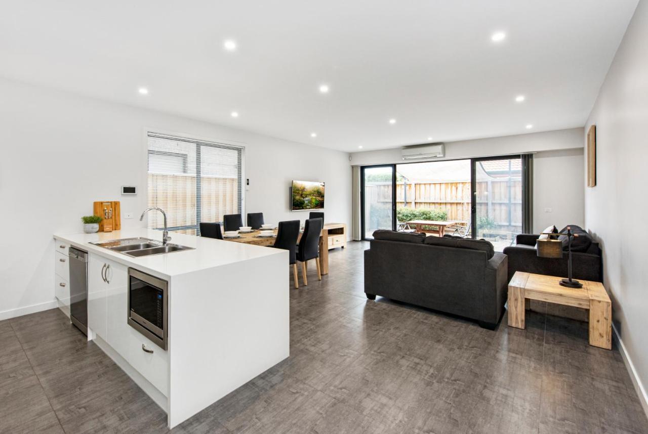 Fawkner Executive & Serviced * Melbourne