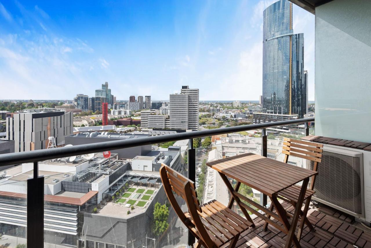 Executive Getaway With Views Apartment Melbourne