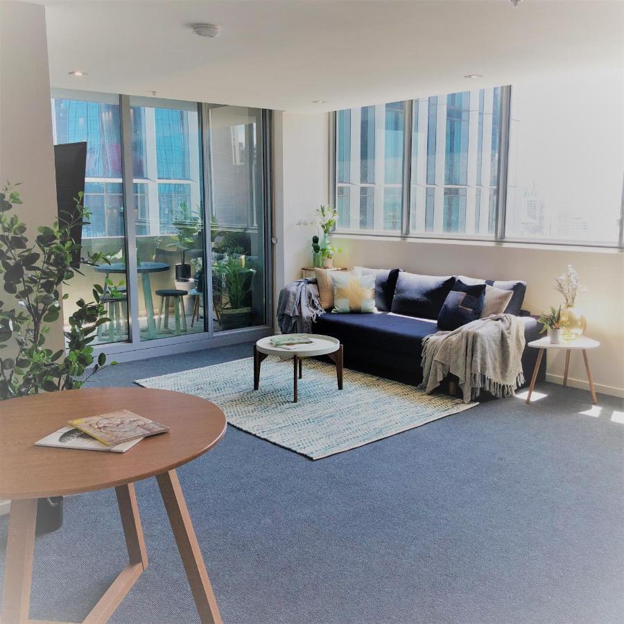 Apartment La Sky Boutique - Pool, & Sauna Melbourne