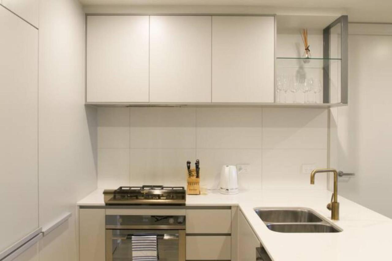 Apartment New Spacious 2 Bedroom With Gorgeous Views *