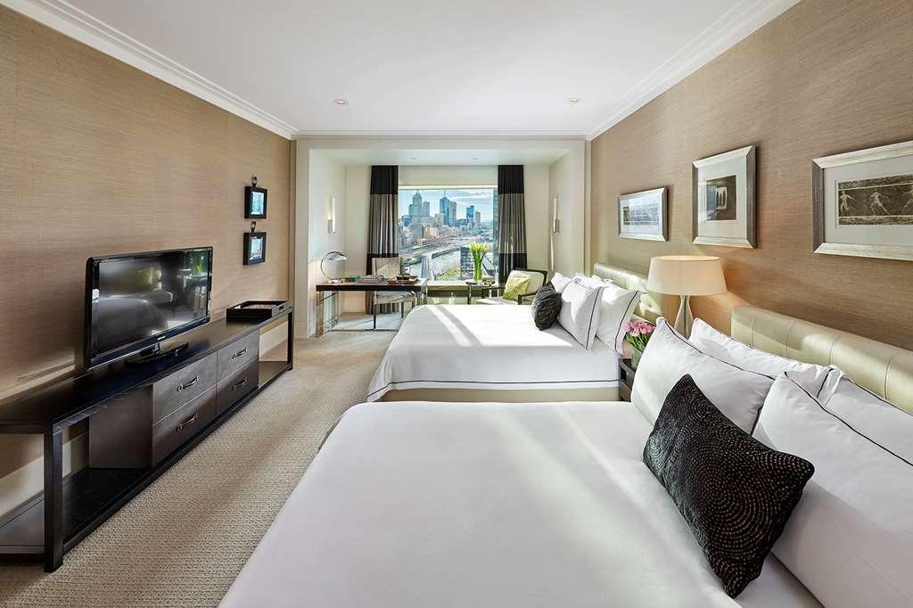 Crown Towers Hotel 5*