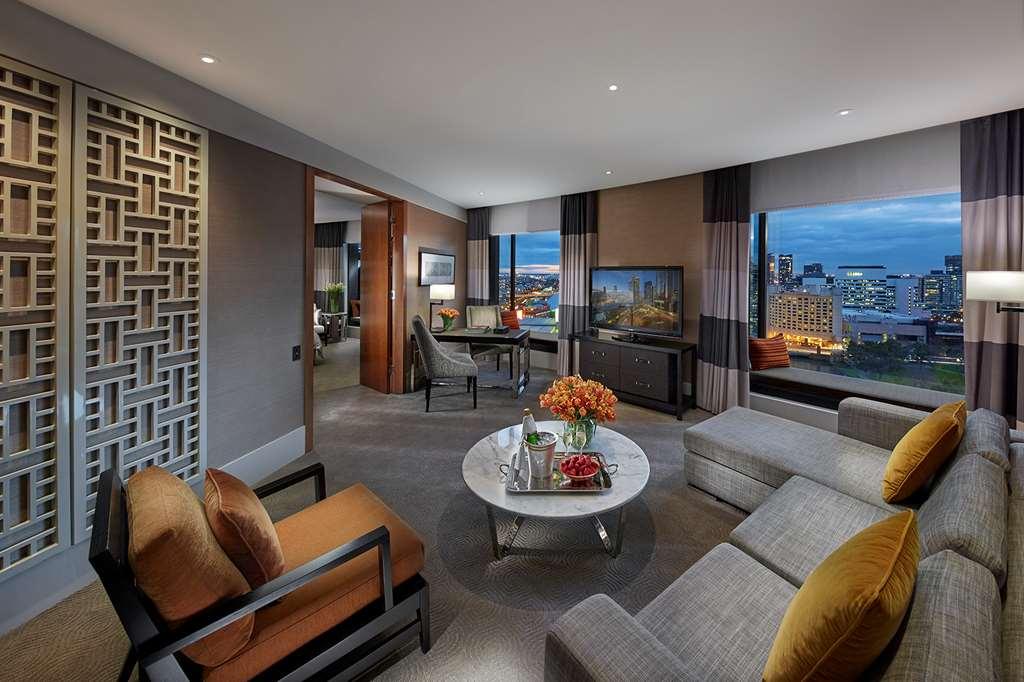 Crown Towers Hotel