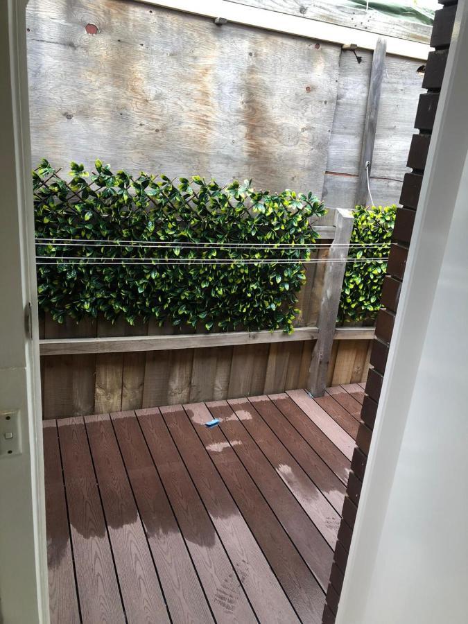 Relax And Unwind- Furnished 3 Bd Unit Apartment