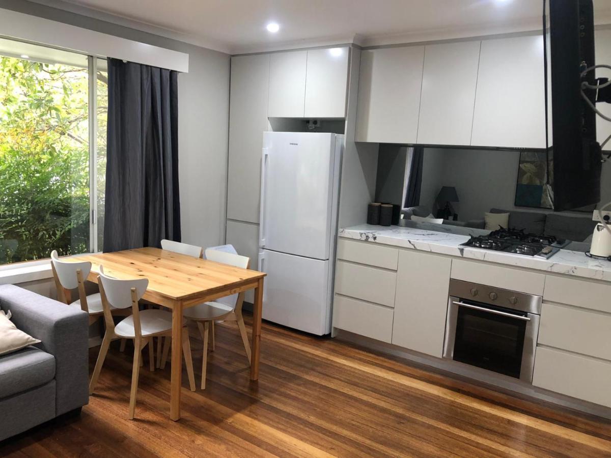 Apartment Relax And Unwind- Furnished 3 Bd Unit