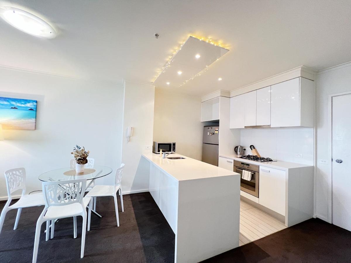 Southbank One Bedroom Near Crown Casino & Convention Centre Apartment *