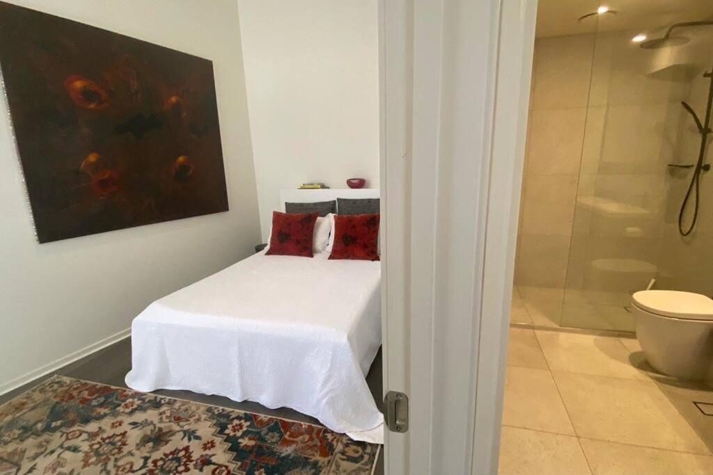 Spacious Split-level 3-bed *