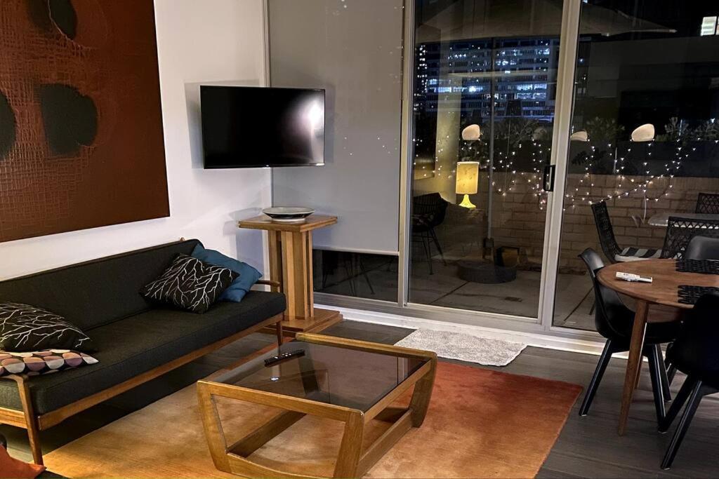 Spacious Split-level 3-bed