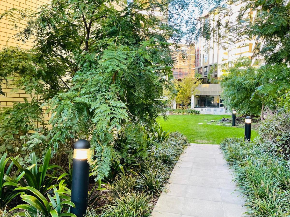 Royal Executive Living Caulfield Corporate Melbourne