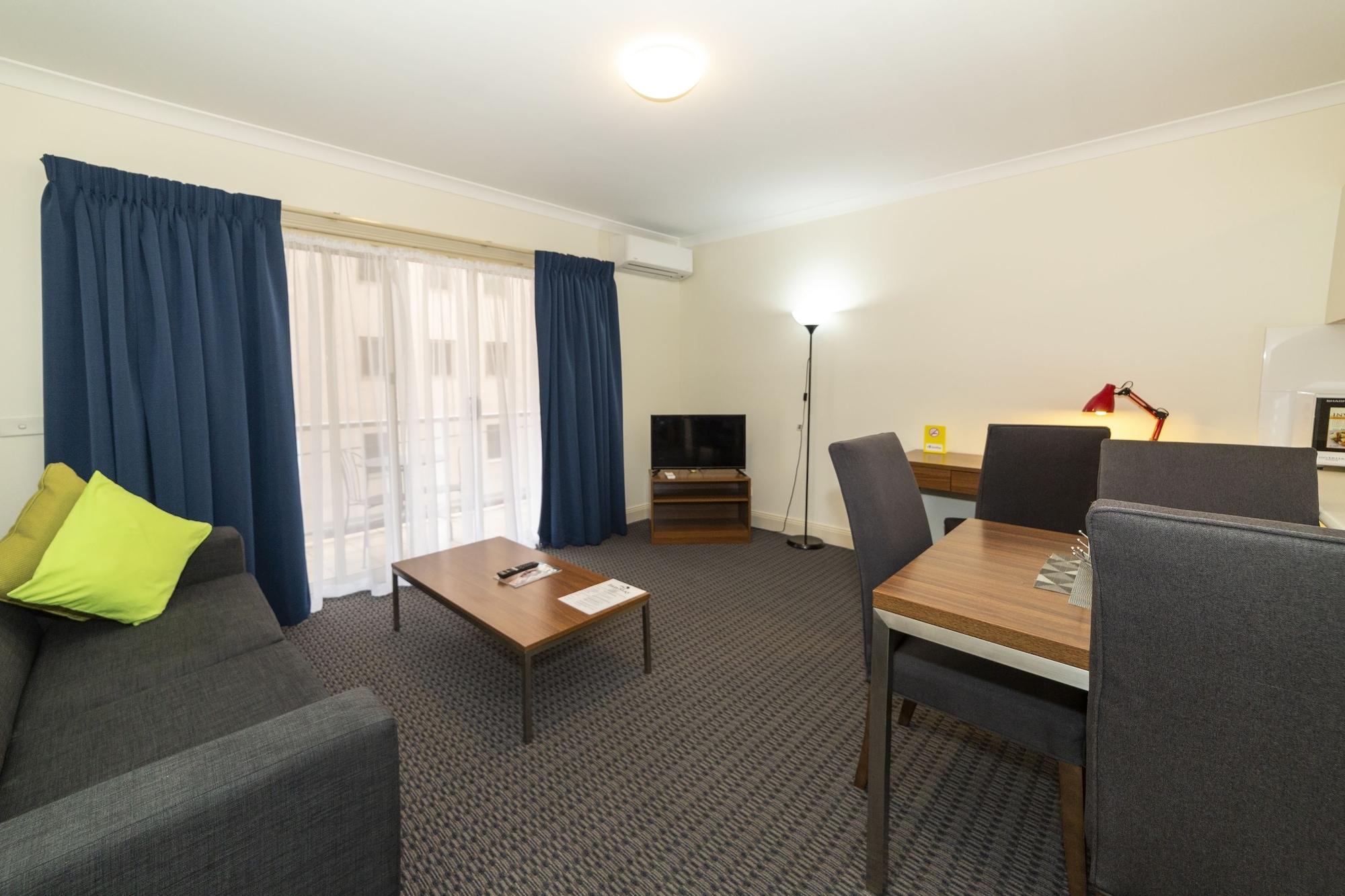 Amazing Accommodations: St Kilda Aparthotel 4*
