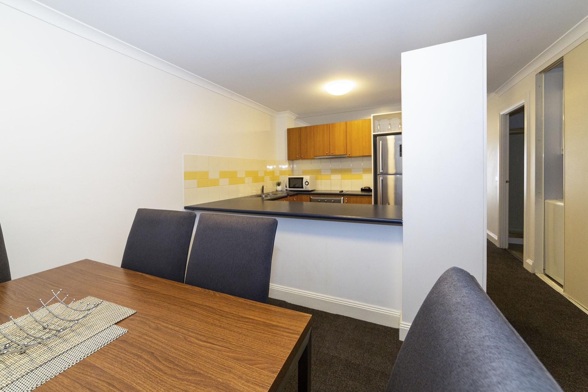 Amazing Accommodations: St Kilda 4* Melbourne