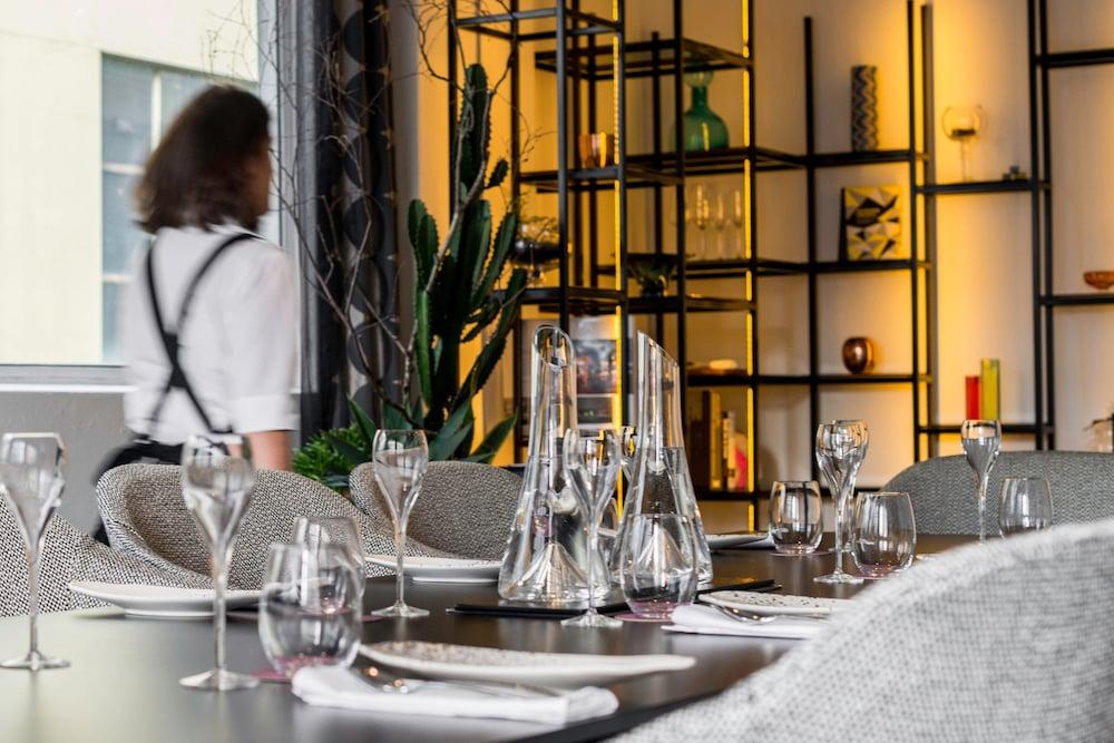 Adelphi 5* Melbourne