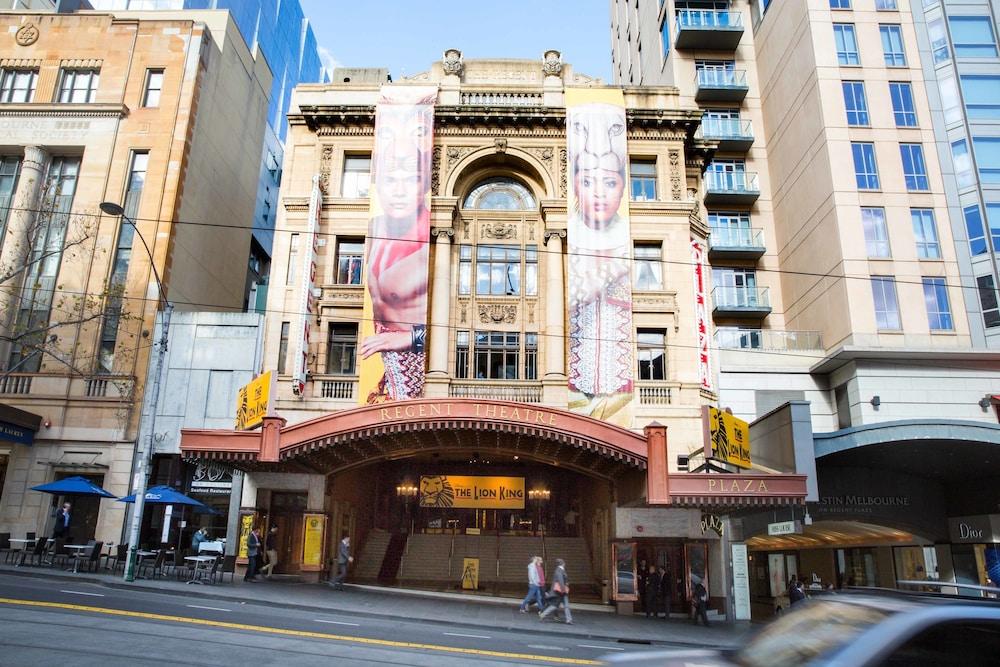 Collins 4* Melbourne