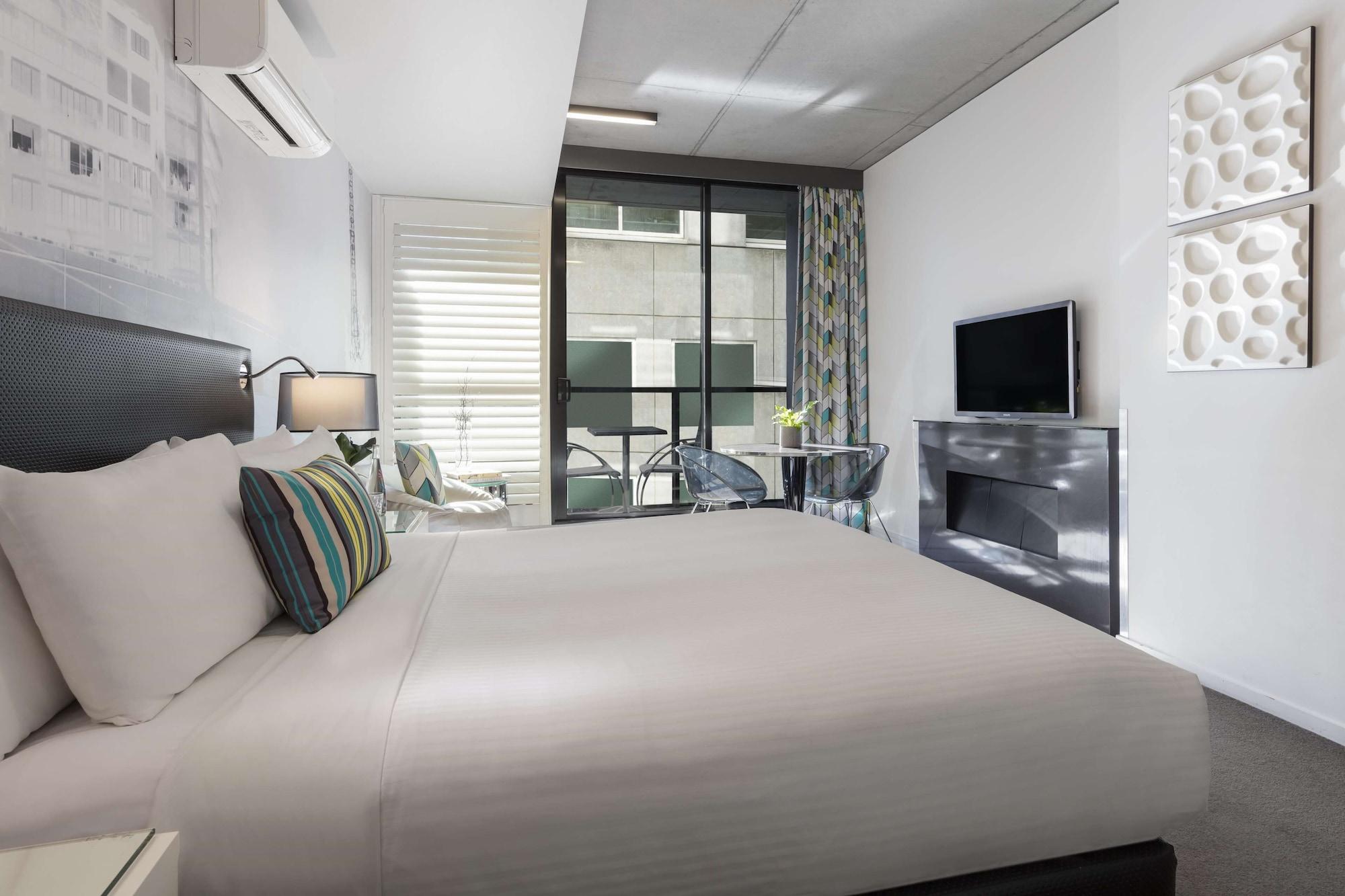Aparthotel Oaks On William 4*