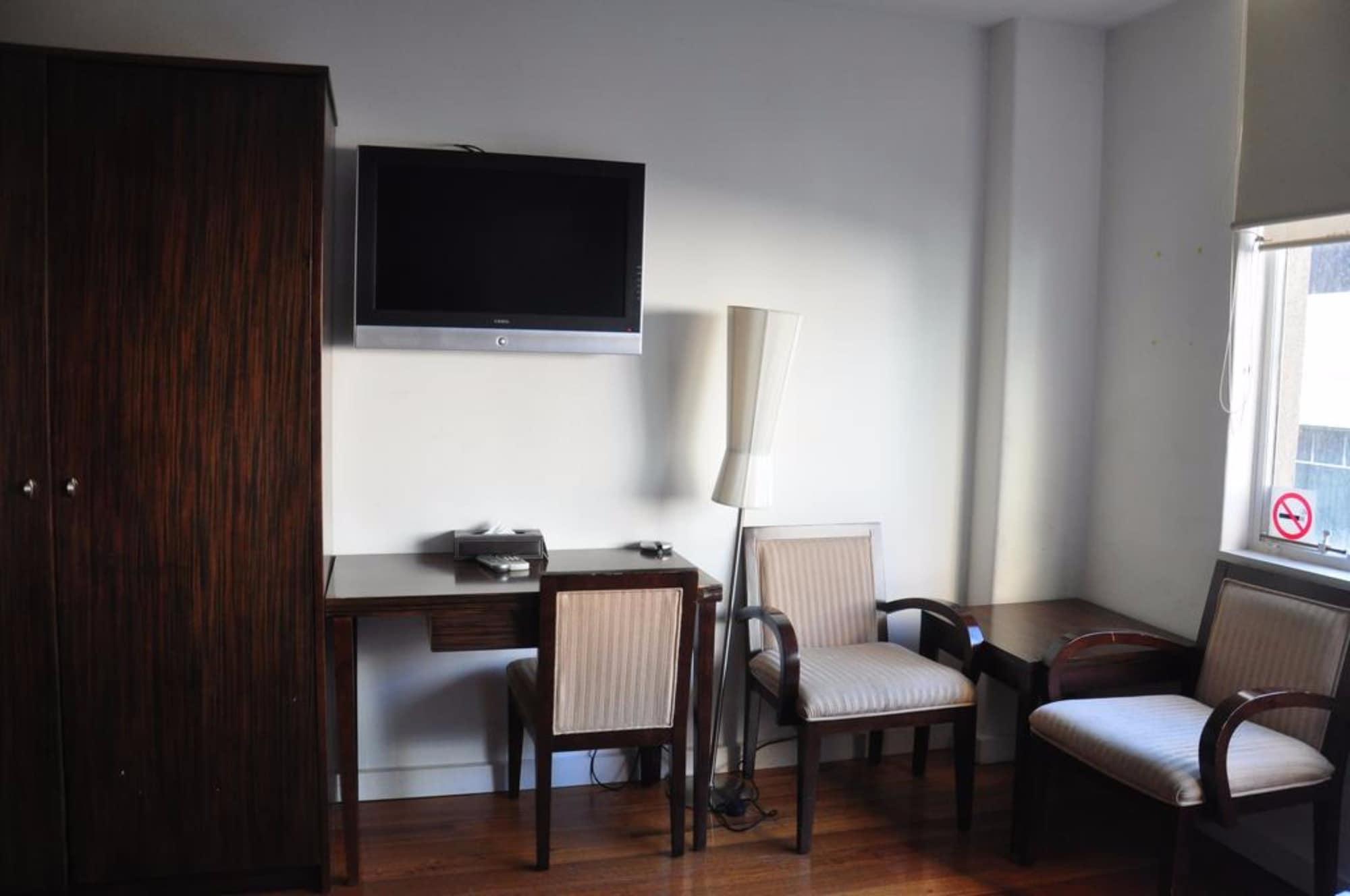 Yti Garden Aparthotel 3*