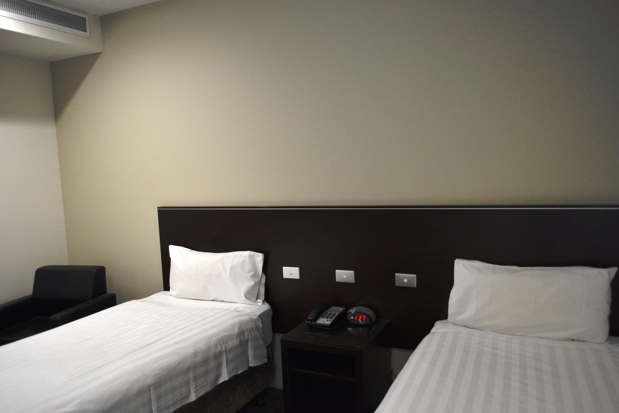 Atlantis 4* Melbourne