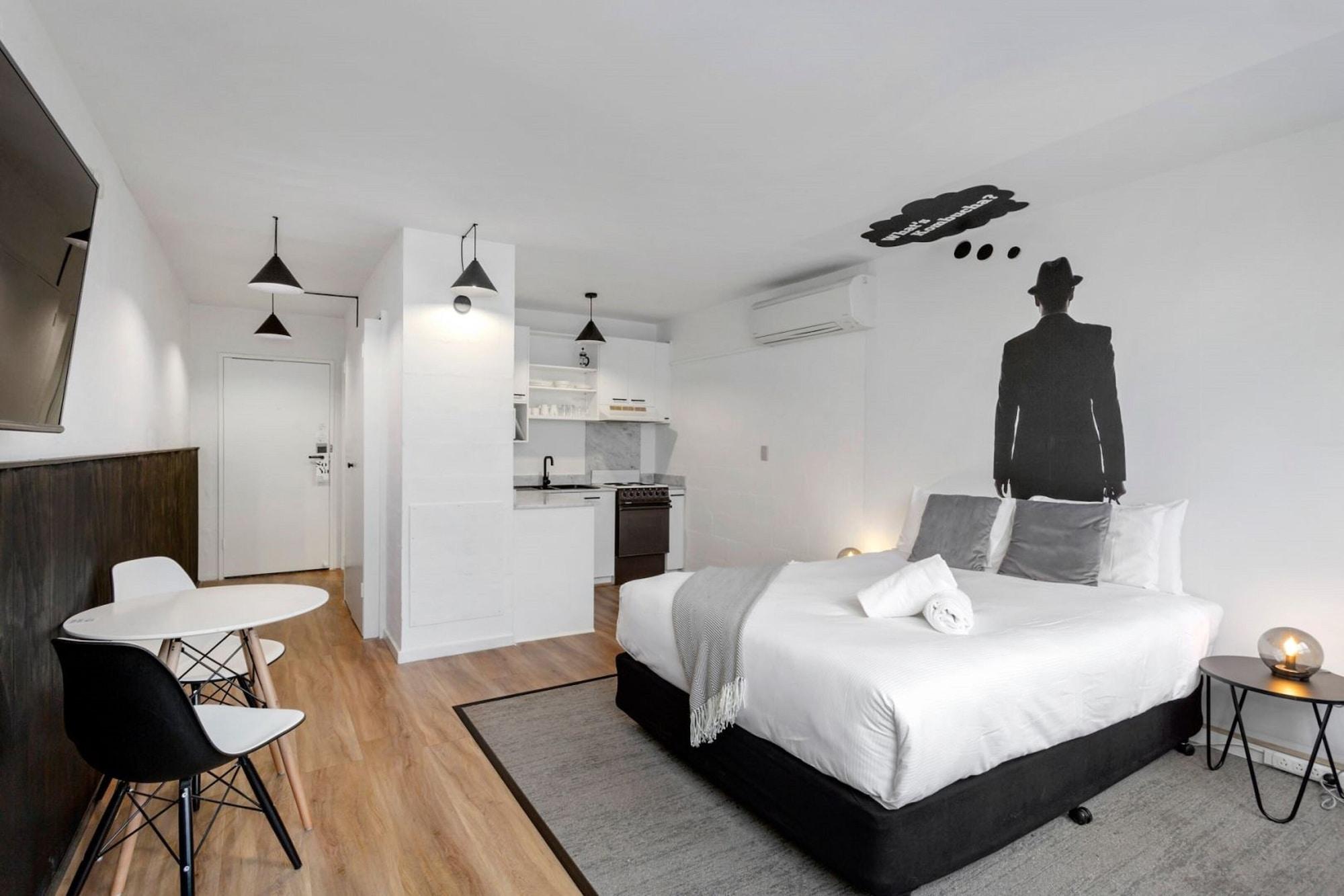 Soya On Davis Aparthotel