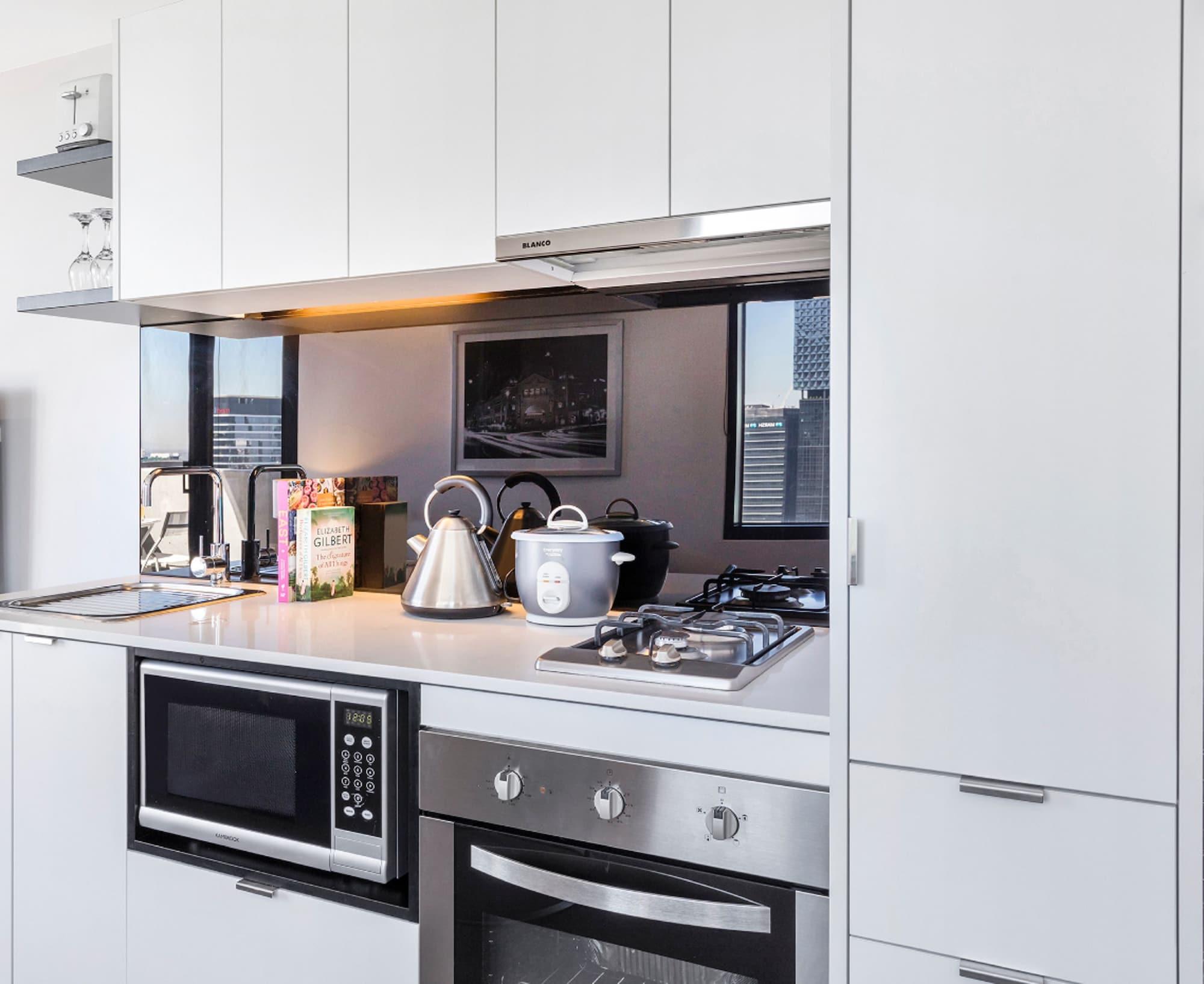 Apartment Aura On Flinders Serviced