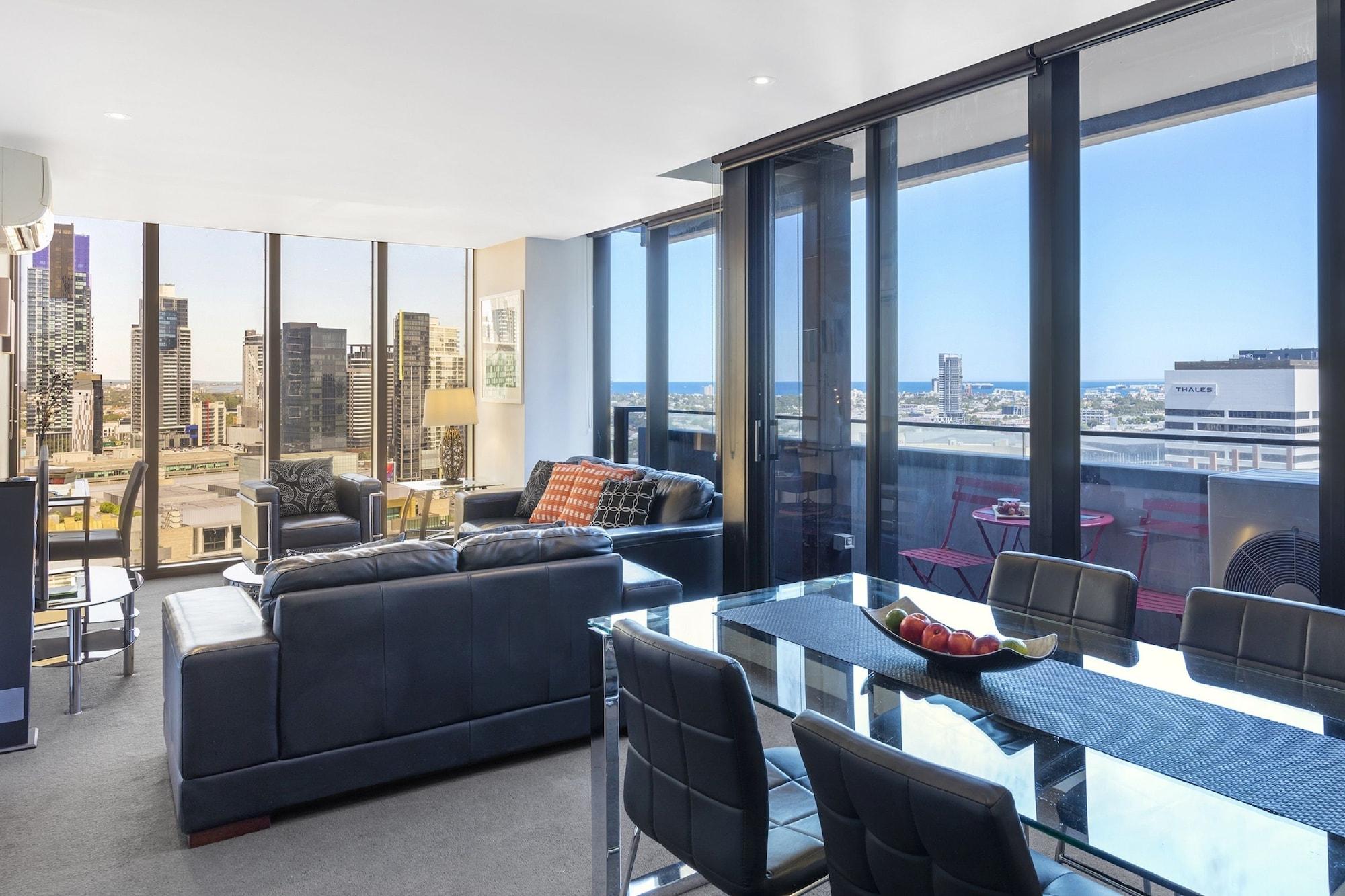 Apartment Aura On Flinders Serviced