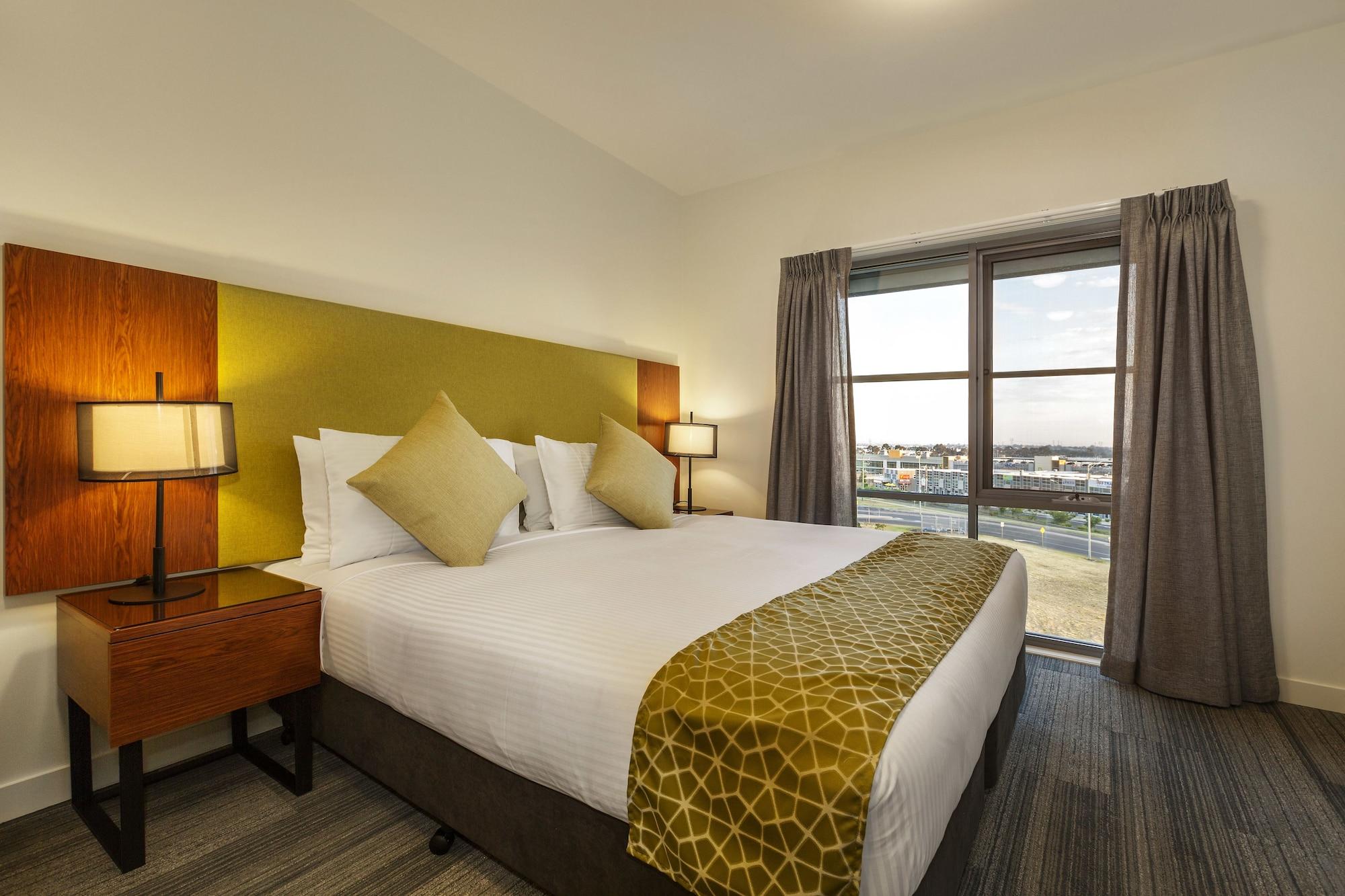 Quest Airport Aparthotel