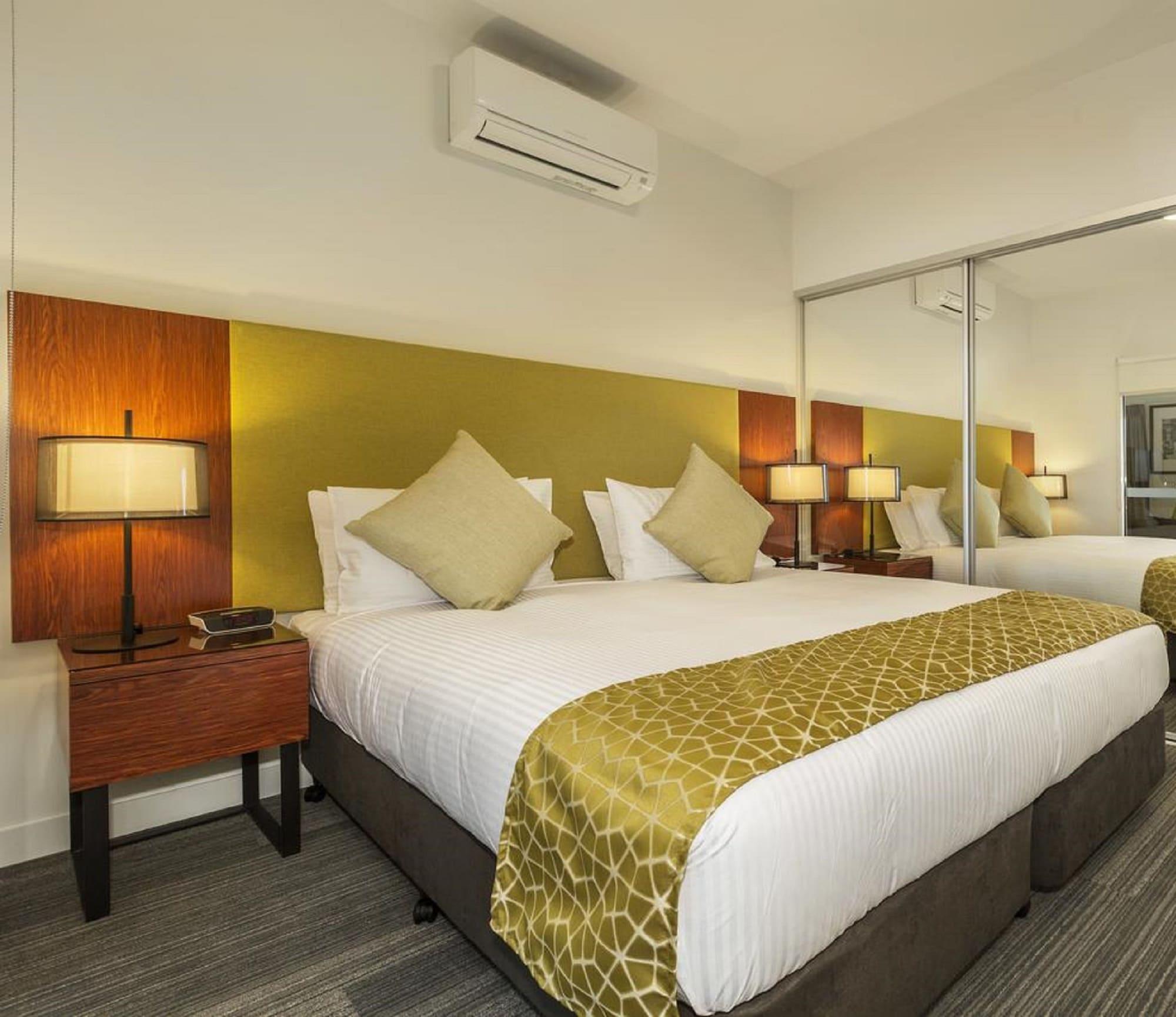Quest Airport Aparthotel