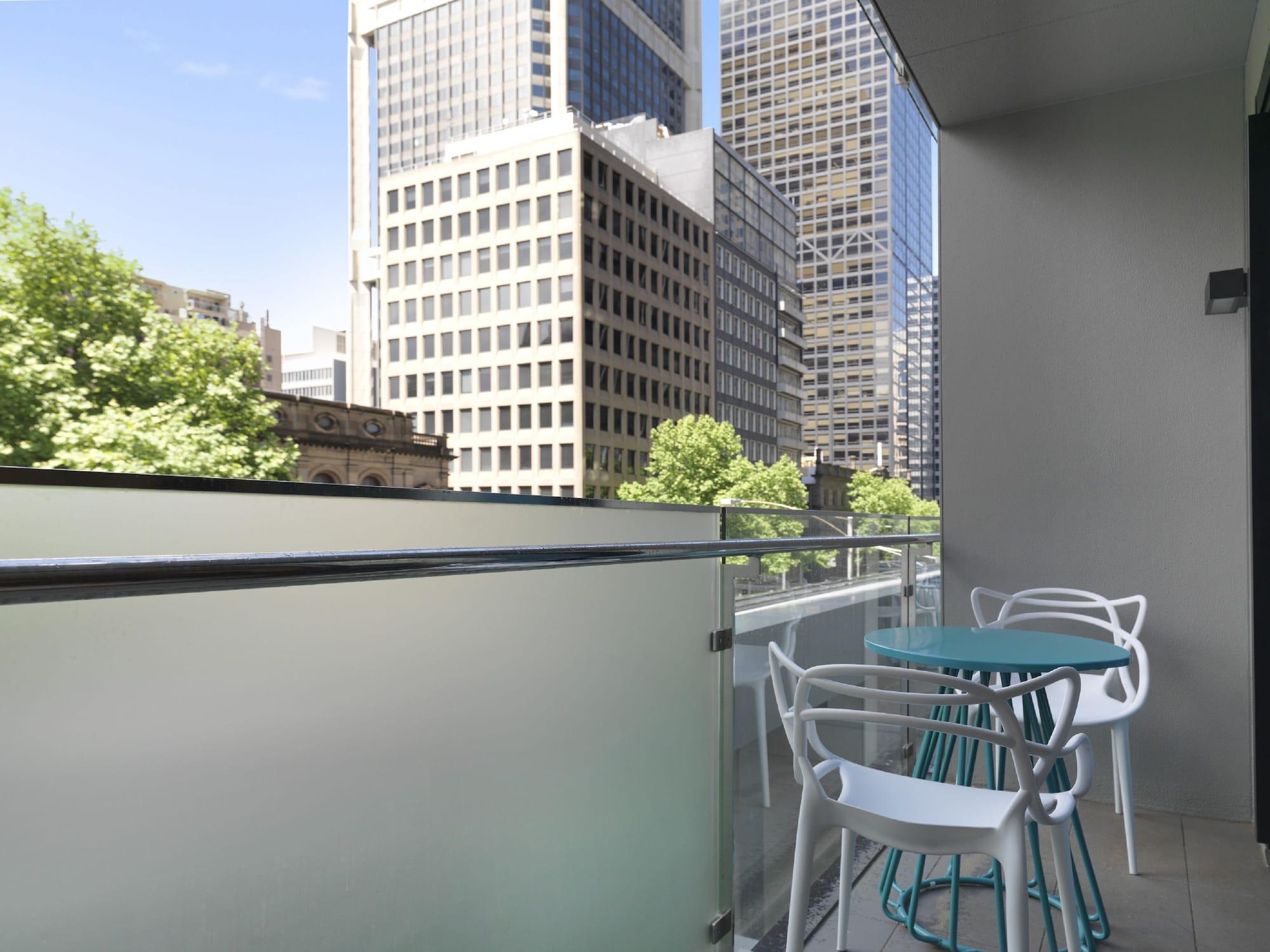 Wyndham Hotel 4*