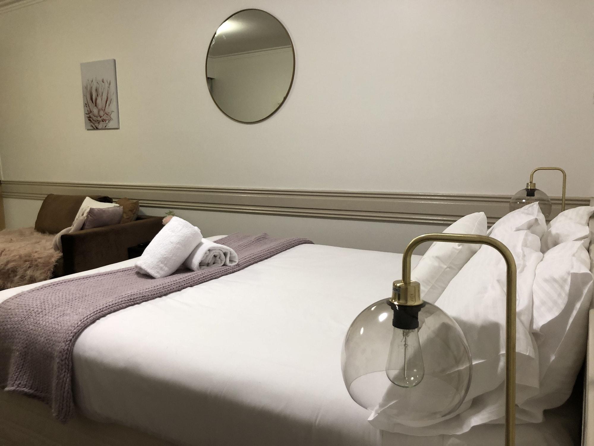 Aparthotel Beaumont Kew 4*