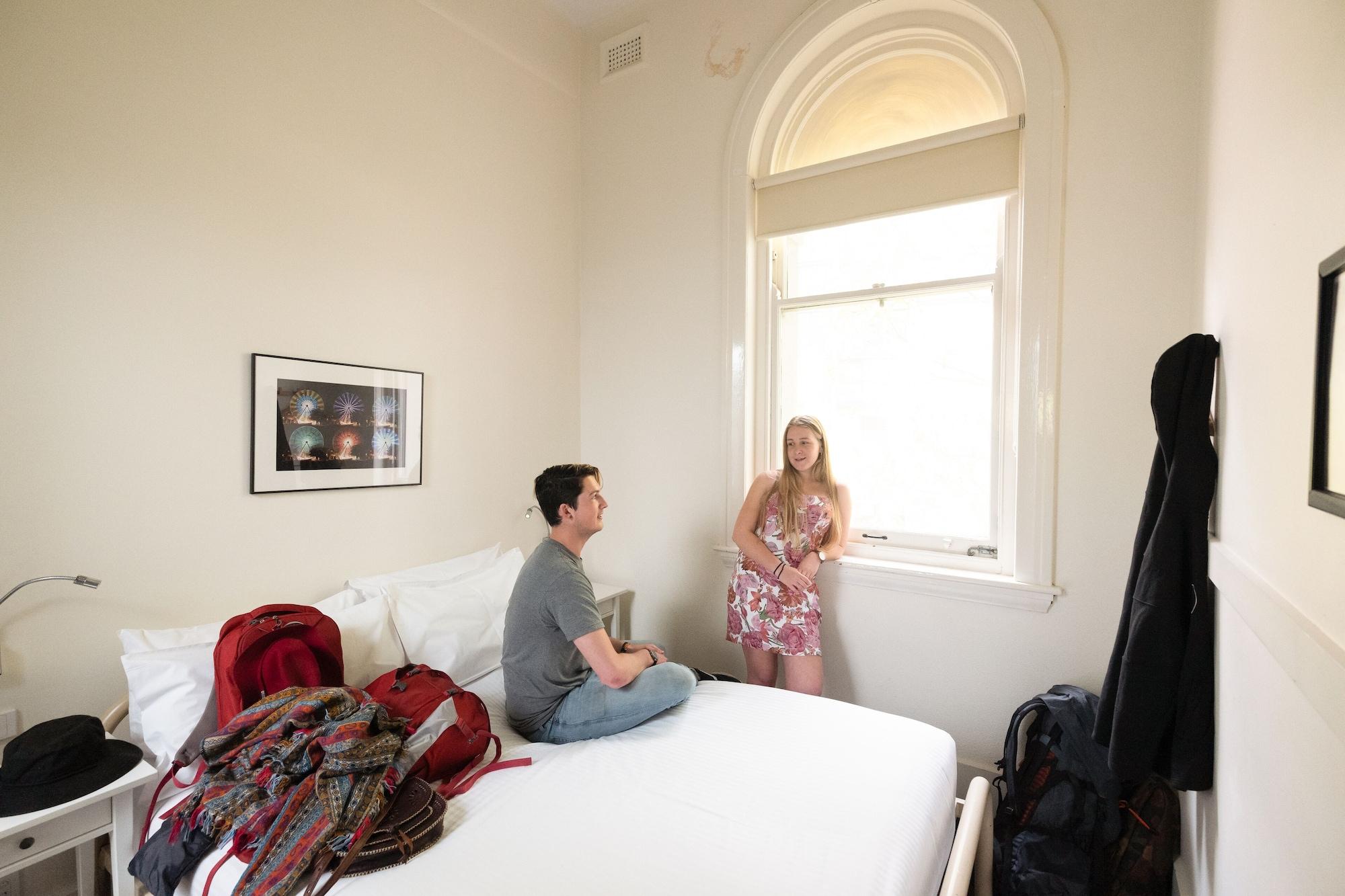 Yha * Melbourne