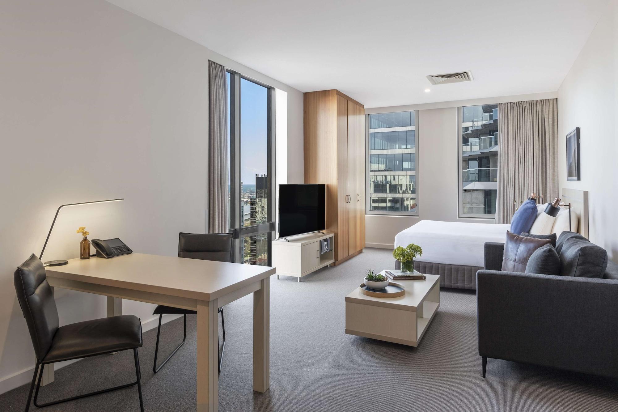 Aparthotel Oaks On Market 4*