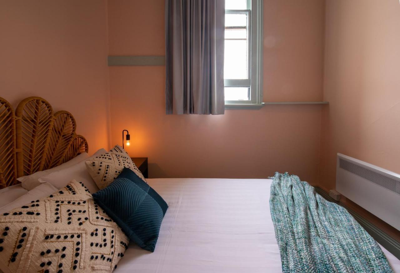 Roamer St Kilda - Formerly Selina St Kilda Hostel *