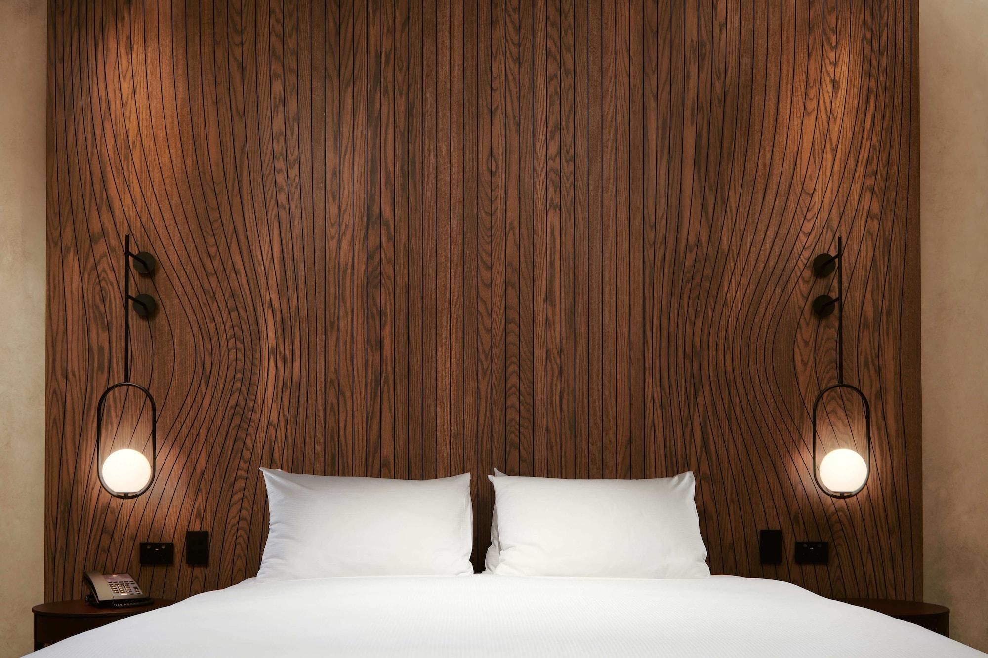 Doubletree By Hilton Hotel 4*