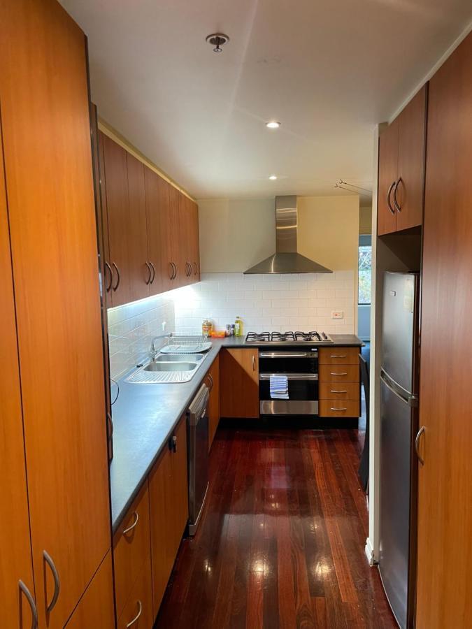 Readyset On King Apartment *