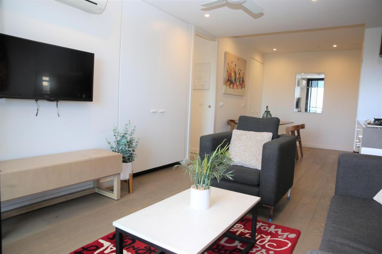 The Icon Building; 7th Floor 2bd 2bath Melbourne