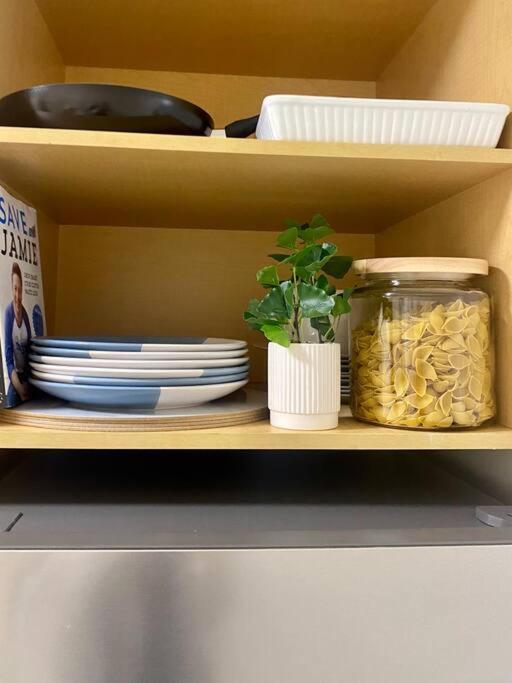 Morgan Place: Cbd On Flinders Lane Apartment